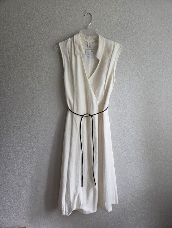 H&M Dresses & Skirts - New H&M midi dress